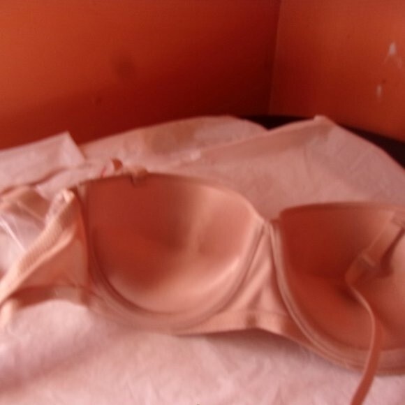 Youmita Nude Push Up 38C Bra w/ Multiway Straps NWT - Picture 9 of 10